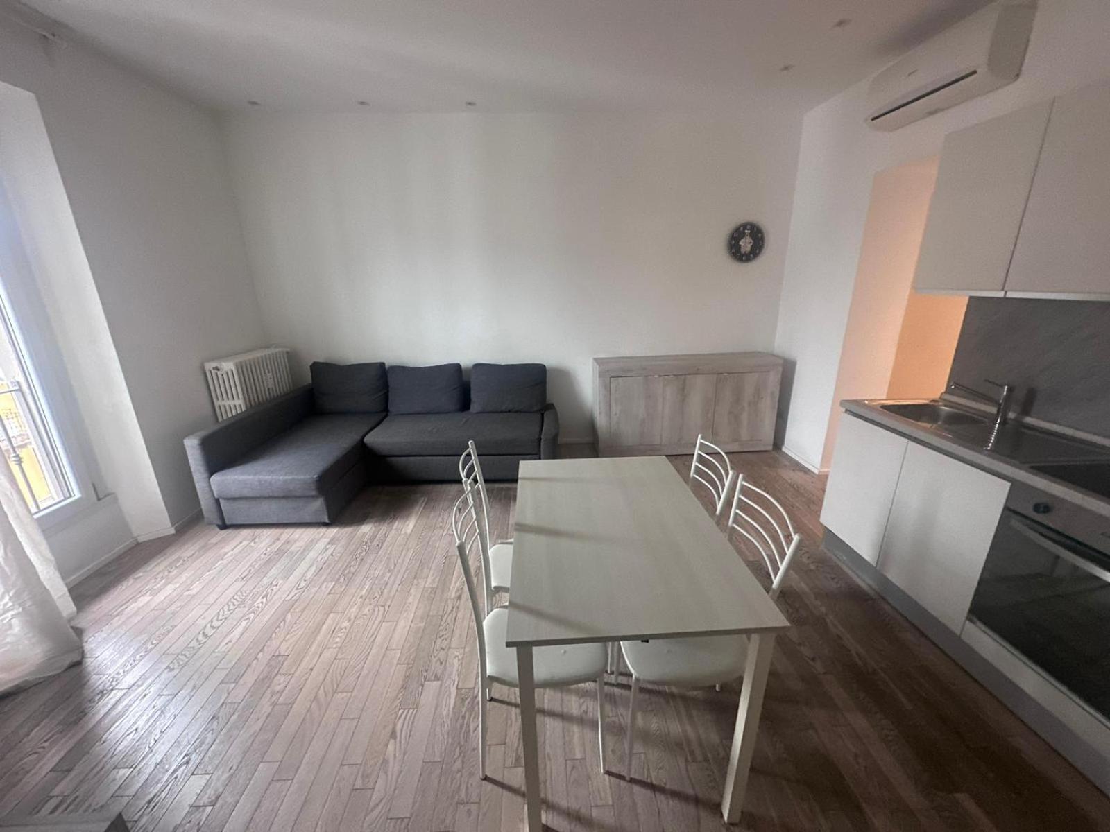 Apartment Superstudio Heart Of Mailand